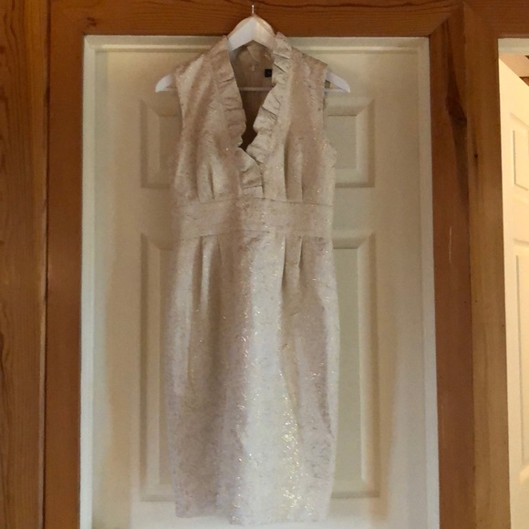 Gold and cream brocade dress - Picture 1 of 4